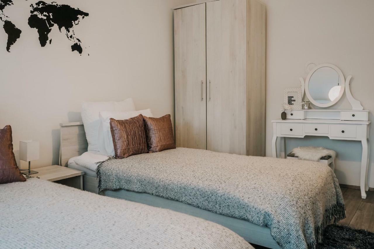 Apartman Bacchus Pula Ngoại thất bức ảnh
