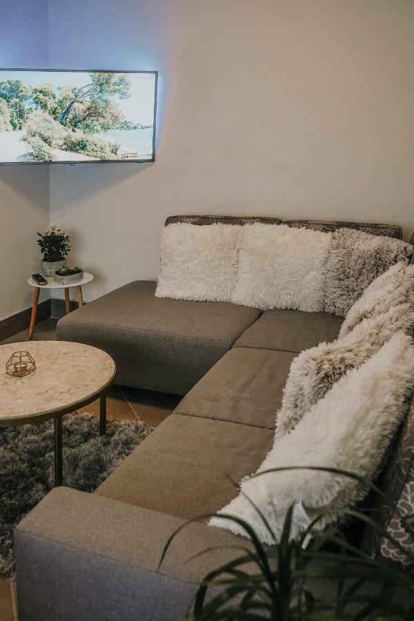 Apartman Bacchus Pula Ngoại thất bức ảnh
