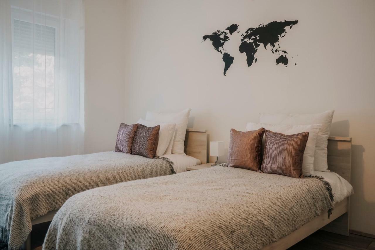Apartman Bacchus Pula Ngoại thất bức ảnh